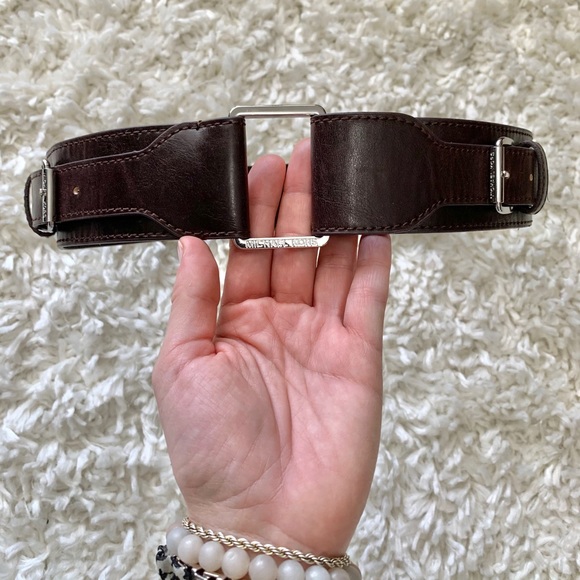 Michael Kors brown buckle belt - Picture 2 of 6